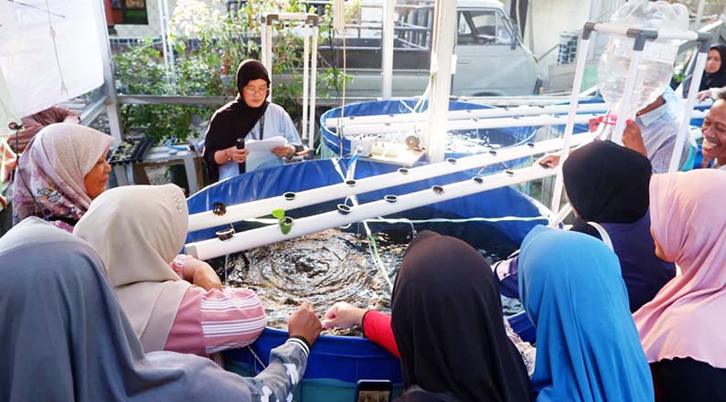 Bukan Lagi Cara Tradisional, Mahasiswa UNY Ajari Petani Klaten Budidaya Lele “Cerdas” Berbasis IoT