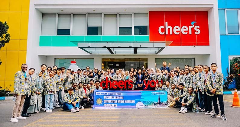 Ramai Sorotan Terhadap Air Mineral Kemasan, Mahasiswa FE UWM Kunjungan Industri ke PT Atlantic Biruraya