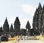 Viral Video Ritual Zikir di Kaki Candi Prambanan, Pengelola Minta Maaf dan Perketat Pengawasan