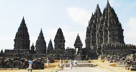 Viral Video Ritual Zikir di Kaki Candi Prambanan, Pengelola Minta Maaf dan Perketat Pengawasan