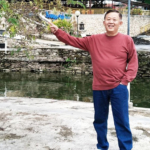 Sam Sianata, Sang Maestro Multi-Dimensi yang Menjahit Pesan Lingkungan dalam Karya Kelas Sultan