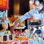 Gebyar Budaya UST: Sulap Wastra Nusantara Jadi Gala Gown “Pulau Emas” dan Inovasi Kuliner Asia