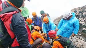 Ditemukan Setelah 17 Hari, Jenazah Pendaki Gunung Slamet Masih Utuh di Jurang 20 Meter
