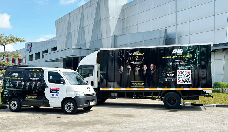 Rayakan 28 Tahun Berkarya, Padi Reborn Gandeng JNE Jadi Mitra Logistik Resmi Konser “Dua Delapan”