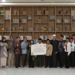 AXA Mandiri Serahkan Surplus Underwriting 2024 ke Baznas dan Disalurkan ke Pondok Pesantren Nurul Huda, Bekasi