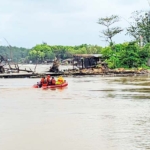 Drama di Muara Batang: Selamat dari Jepitan Baling-Baling, Nelayan Hilang Terseret Arus