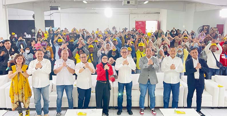 Mudik Tenang dan Seru! Adira Finance Berangkatkan Ratusan Peserta Program KURMA 2026 ke Solo & Jogja