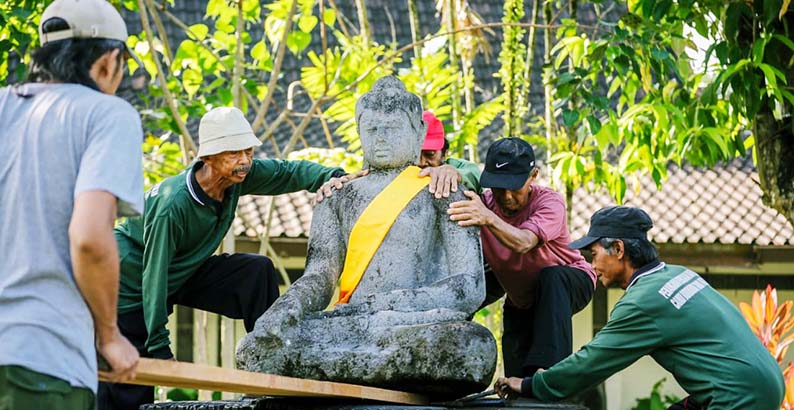 Kembalikan Kesakralan Borobudur, Arca Unfinished Buddha Dipindahkan Menjelang Waisak 2570 BE