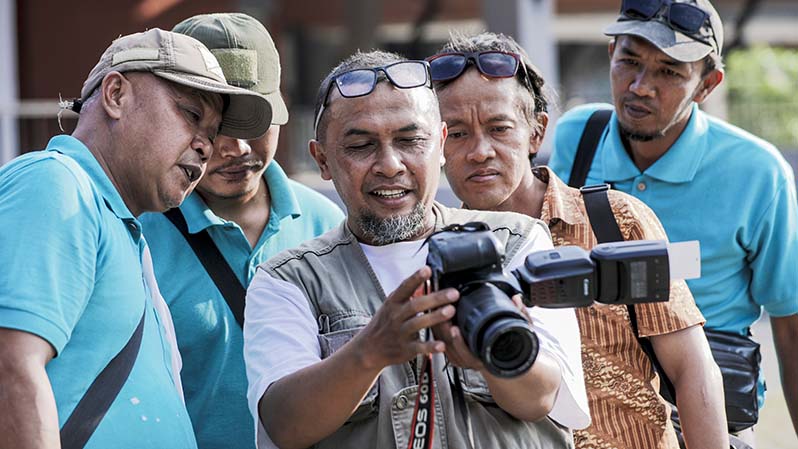 InJourney Community Care Tingkatkan Kompetensi Juru Foto di Borobudur dan Prambanan Lewat Pelatihan Fotografi