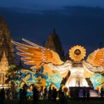 Sunflower Angel di Candi Prambanan Sedot Ribuan Pengunjung, Perpaduan Seni Kontemporer dan Romatisme Jadi Magnet Baru Pariwisata