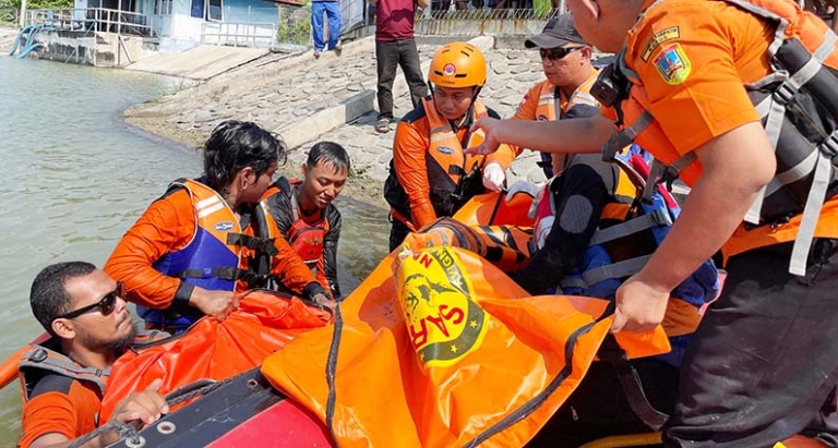 Dua Pemancing Tenggelam di Bendung Karet Kalijajar Demak, Satu Korban Ditemukan Meninggal Dunia