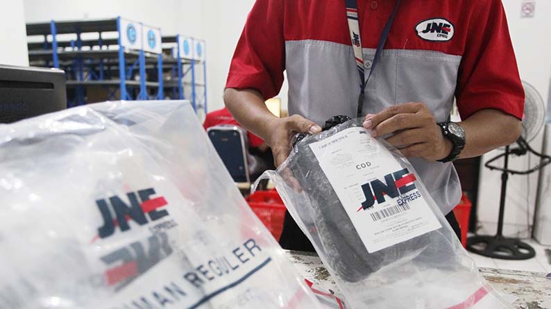JNE Pangkas Ongkir JTR hingga 55 Persen, Kirim Barang ke Seluruh Jawa Kini Mulai Rp 2.000 per Kg