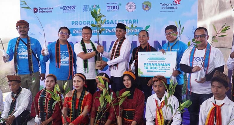 Dari Jepara hingga Manggarai Barat, TelkomGroup Perkuat Pesisir dengan 20 Ribu Mangrove