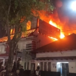 Warga Jogja Kaget, Dini Hari Hamzah Batik Malioboro Terbakar